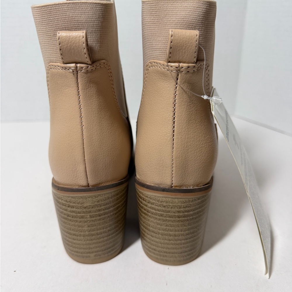 Amazon Essentials Bootie - Picture 3 of 7